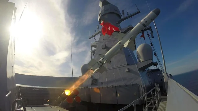 ATMACA anti-ship missile at the moment of launch